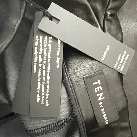 Aritzia, faux leather pants NWT - Picture 7 of 9